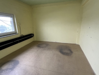 Pronájem skladovacích prostor 383 m², Praha 9 - Horní Počernice