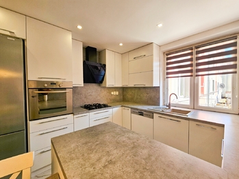 Prodej bytu 3+1 v osobním vlastnictví 71 m², Chomutov