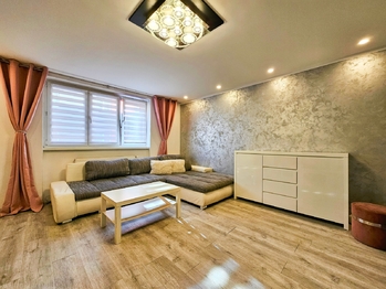 Prodej bytu 3+1 v osobním vlastnictví 71 m², Chomutov