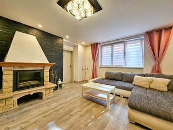 Prodej bytu 3+1 v osobním vlastnictví 71 m², Chomutov