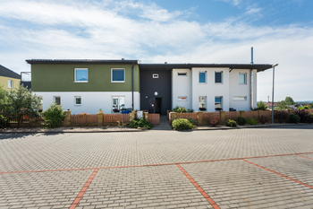 Pronájem bytu 2+kk v družstevním vlastnictví 60 m², Lavičky