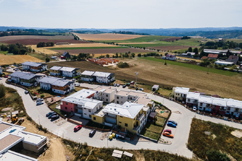 Pronájem bytu 2+kk v družstevním vlastnictví 60 m², Lavičky