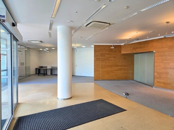 Pronájem obchodních prostor 193 m², Brno