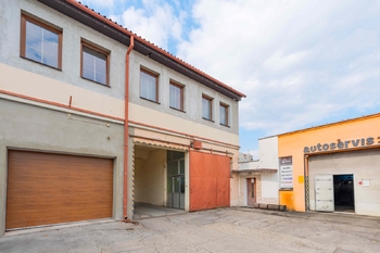 Prodej obchodních prostor 1441 m², Nová Dubnica