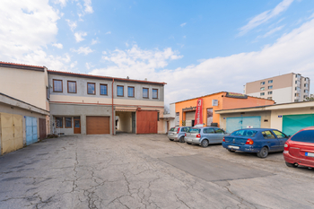 Prodej obchodních prostor 1441 m², Nová Dubnica