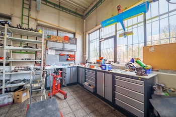 interiér haly - Prodej obchodních prostor 1441 m², Nová Dubnica