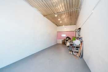 interiér haly - Prodej obchodních prostor 1441 m², Nová Dubnica