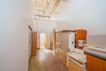 kanceláře v hale - Prodej obchodních prostor 1441 m², Nová Dubnica