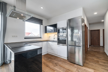Kuchyňský kout - Prodej domu 102 m², Česká Bříza