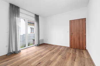 Dětský pokoj 2 - Prodej domu 102 m², Česká Bříza