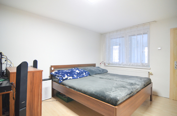 DP2 - Prodej domu 160 m², Vnorovy