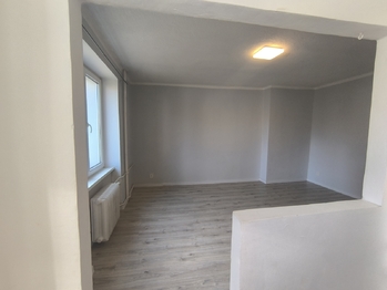 Pronájem bytu 2+1 v osobním vlastnictví 56 m², Sokolov