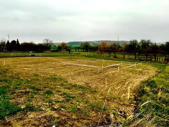 Prodej pozemku 577 m², Lazníky