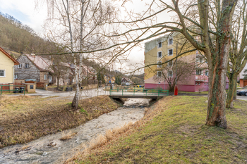 Prodej bytu 3+1 v družstevním vlastnictví 84 m², Povrly