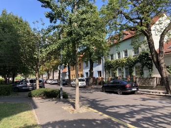 Prodej bytu 2+kk v osobním vlastnictví 53 m², Praha 10 - Strašnice