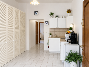 Prodej bytu 2+kk v osobním vlastnictví 53 m², Praha 10 - Strašnice