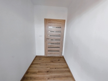 Pronájem bytu 3+kk v osobním vlastnictví 96 m², Komořany