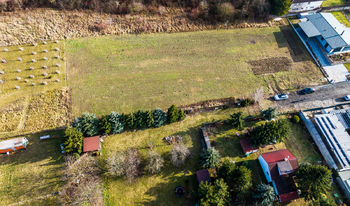 Místo pro každého člena rodiny - Prodej pozemku 3362 m², Mělník