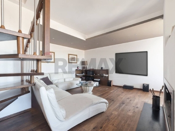 Obývací pokoj - Prodej bytu 4+1 v osobním vlastnictví 278 m², Montesilvano