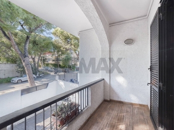 výstup z kuchyně - Prodej bytu 4+1 v osobním vlastnictví 278 m², Montesilvano