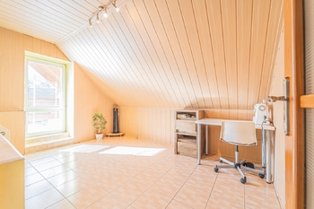Pokoj č.2 v patře - Prodej domu 160 m², Svinařov