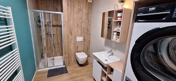 Koupelna  - Prodej bytu 2+kk v osobním vlastnictví 49 m², Rostěnice-Zvonovice