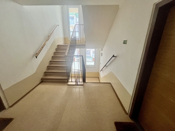 Pronájem bytu 2+kk v osobním vlastnictví 47 m², Praha 9 - Střížkov