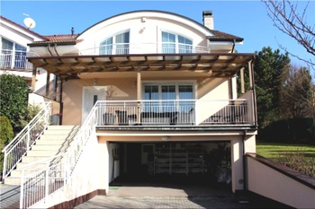 Garáž - Prodej domu 271 m², Průhonice