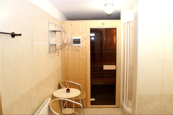 Koupelna se saunou - Prodej domu 271 m², Průhonice