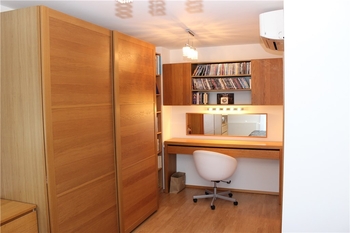 Pokoj - Prodej domu 271 m², Průhonice