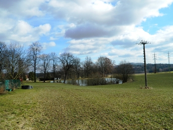 Výhled k rybníku. - Prodej pozemku 754 m², Rataje