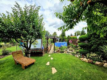 Prodej pozemku 262 m², Žatec