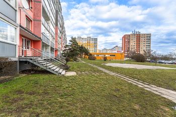 Prodej bytu 3+kk v osobním vlastnictví 78 m², Praha 9 - Černý Most