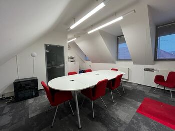 2NP - druhá samostatná kancelář - Pronájem kancelářských prostor 282 m², Praha 9 - Horní Počernice