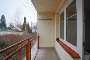 Lodžie - Pronájem bytu 2+1 v družstevním vlastnictví 69 m², Vamberk