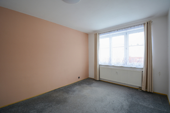 Pokoj 2 - Pronájem bytu 2+1 v družstevním vlastnictví 69 m², Vamberk