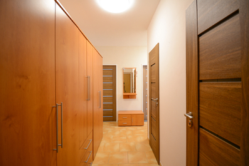 Chodba - Pronájem bytu 2+1 v družstevním vlastnictví 69 m², Vamberk