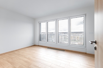 Pokoj - Pronájem bytu 2+kk v osobním vlastnictví 80 m², Praha 9 - Hloubětín