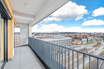 Lodžie - Pronájem bytu 2+kk v osobním vlastnictví 80 m², Praha 9 - Hloubětín