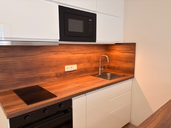 Pronájem bytu 1+kk v osobním vlastnictví 31 m², Praha 3 - Žižkov