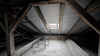 Půda - Prodej bytu 2+1 v osobním vlastnictví 56 m², Praha 3 - Žižkov