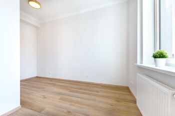 Pronájem bytu 1+kk v osobním vlastnictví 27 m², Praha 8 - Libeň