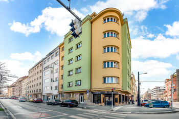 Pronájem bytu 1+kk v osobním vlastnictví 27 m², Praha 8 - Libeň