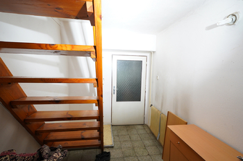 Prodej domu 200 m², Roztoky