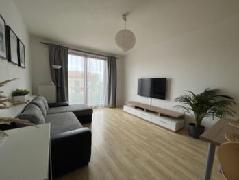 Pronájem bytu 2+kk v osobním vlastnictví 48 m², Hostivice