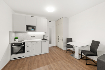 Pronájem bytu 1+kk v osobním vlastnictví 33 m², Praha 9 - Hloubětín