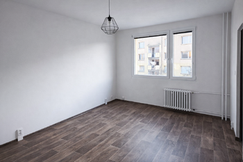 Pronájem bytu 1+1 v osobním vlastnictví 38 m², Chlumec