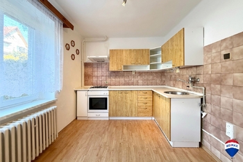 Prodej domu 78 m², Měcholupy