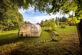 Prodej pozemku 4505 m², Omlenice