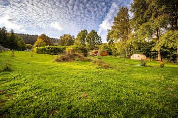 Prodej pozemku 4505 m², Omlenice